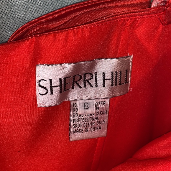 Sherri Hill Prom Dress - Picture 5 of 9